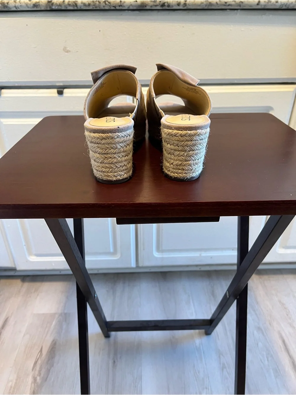 Sole Society Carima Espadrille Women Taupe/ Tan Suede Bow Wedge Sandals Sz 8.5M
